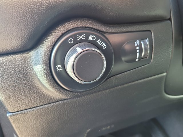 Used 2025 Dodge Durango GT AWD/4WD image 19