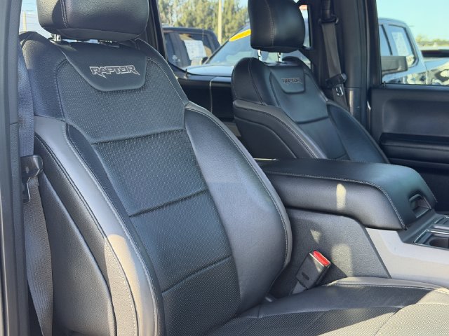 Used 2017 Ford F150 Raptor w/ Equipment Group 802A Luxury AWD/4WD image 19