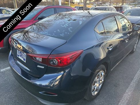 Used 2015 MAZDA MAZDA3 i Sport image 4