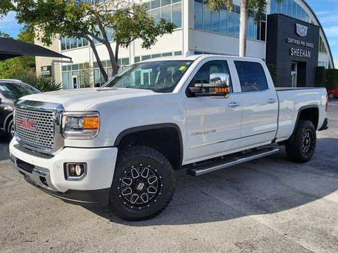 Used 2016 GMC Sierra 3500 Denali w/ Duramax Plus Package image 21