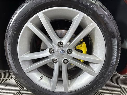 Used 2013 Dodge Avenger SE image 33