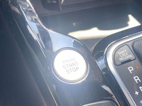 Used 2024 Kia Soul GT-Line FWD image 29