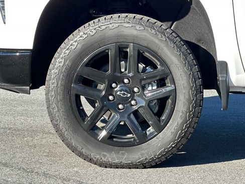 New 2026 Chevrolet Silverado 1500 Custom Trail Boss w/ Turbomax Blackout Package image 24