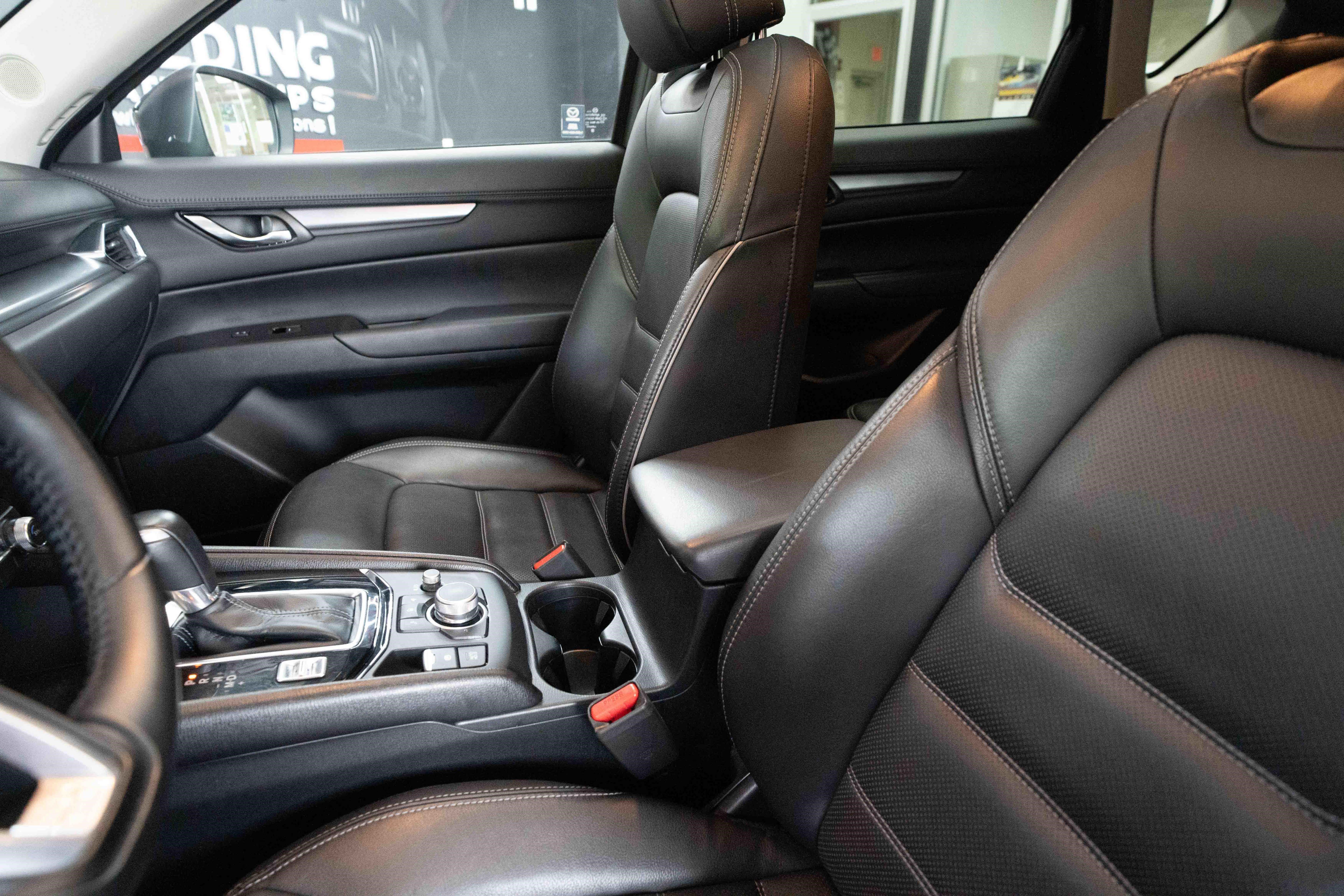 Used 2025 MAZDA CX-5 AWD 2.5 S w/ Preferred Package image 10