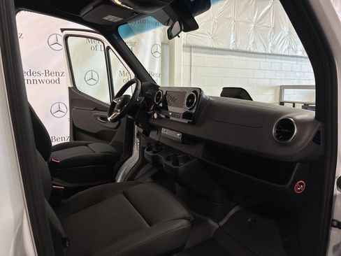 New 2025 Mercedes-Benz Sprinter 2500 image 20