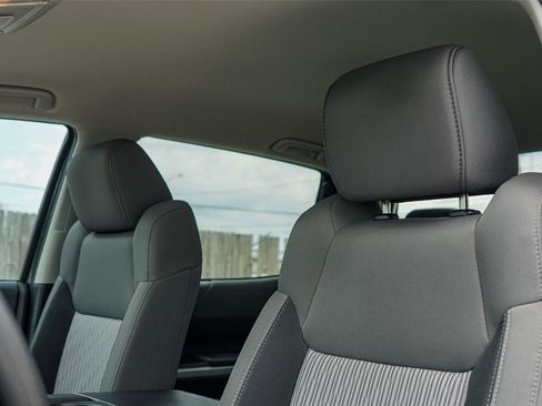 Used 2017 Toyota Tundra SR5 image 11