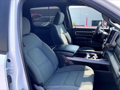 Used 2022 RAM 1500 Big Horn AWD/4WD image 16