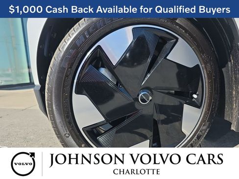 New 2025 Volvo EX30 Plus w/ Protection Package Premier AWD/4WD image 34