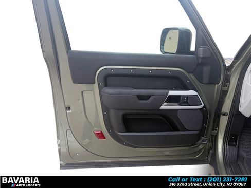 Used 2021 Land Rover Defender 90 First Edition AWD/4WD image 11