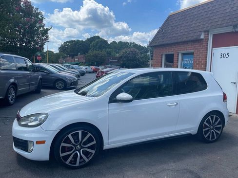 Used 2012 Volkswagen GTI 2-Door image 2