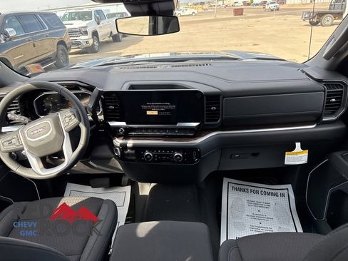 New 2026 GMC Sierra 1500 SLE w/ Preferred Package image 22