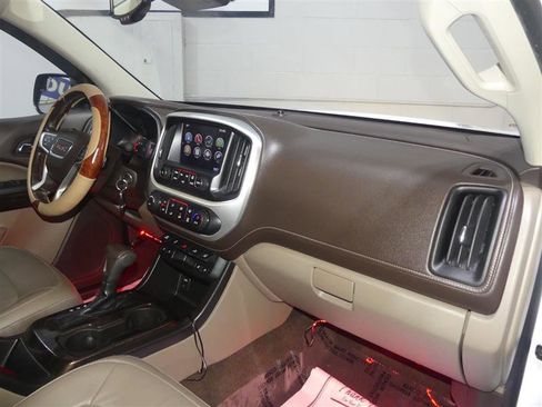 Used 2016 GMC Canyon SLT w/ Driver Alert Package image 22