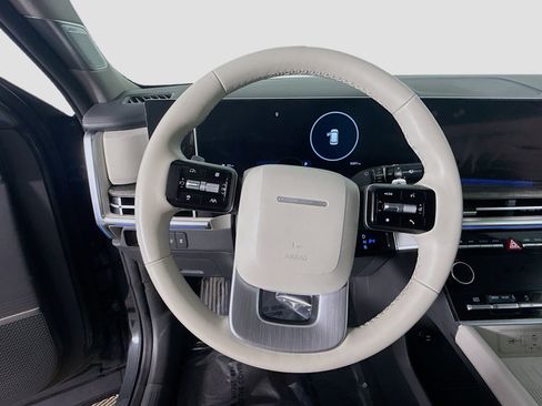 Used 2024 Hyundai Santa Fe Limited image 13