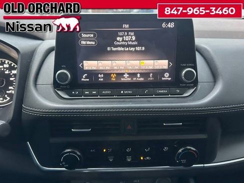 Used 2023 Nissan Rogue S AWD/4WD image 14