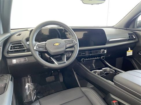 New 2026 Chevrolet Traverse LT w/ Sun and Wheel Package image 21