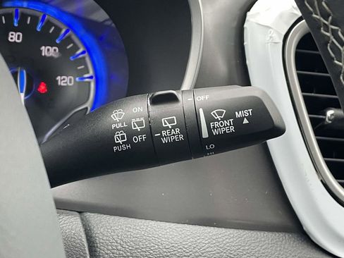 New 2026 Chrysler Pacifica Select FWD image 34
