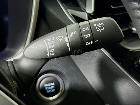 Used 2025 Toyota Corolla XSE image 6