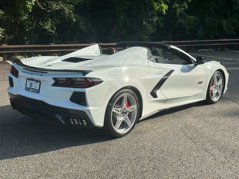 Used 2023 Chevrolet Corvette Stingray Preferred Conv w/ Battery Protection Package RWD image 12