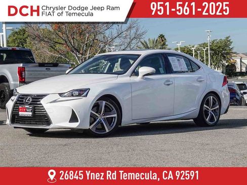 Used 2018 Lexus IS 300 image 1