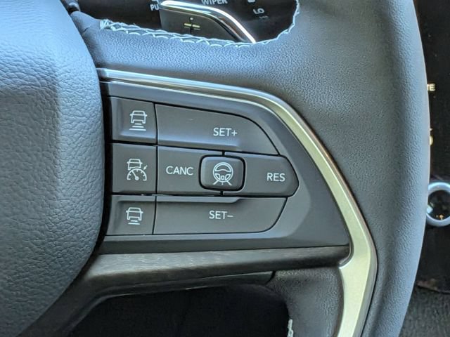 New 2026 Jeep Grand Cherokee Limited w/ Limited Altitude Package AWD/4WD image 21