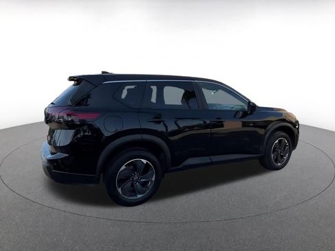 Used 2025 Nissan Rogue SV FWD image 15