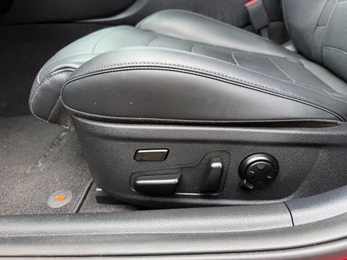 Used 2023 Kia Stinger GT2 AWD/4WD image 14