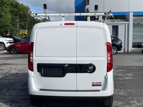 Used 2022 RAM ProMaster City Tradesman FWD image 4
