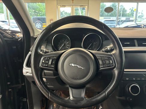 Used 2018 Jaguar E-PACE S image 24