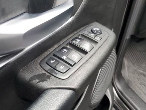 Certified 2019 RAM 1500 Big Horn image 7