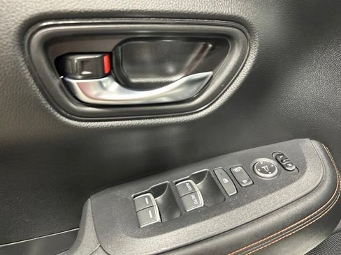 Certified 2024 Honda HR-V Sport image 24