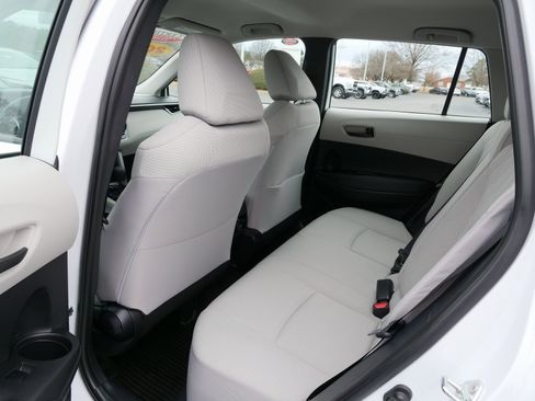 Used 2022 Toyota Corolla Cross L image 16