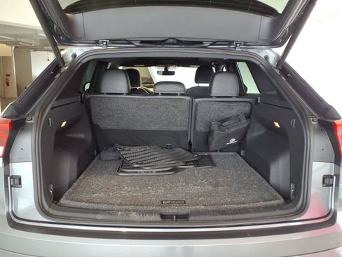 Certified 2023 Volkswagen Atlas Cross Sport SE w/ Panoramic Sunroof Package AWD/4WD image 20