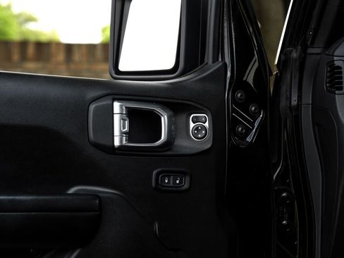 Used 2021 Jeep Wrangler Unlimited Sport image 54