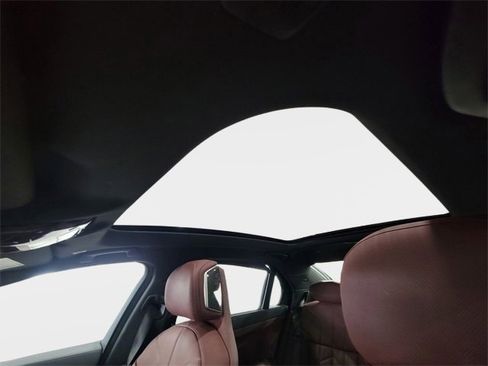 Certified 2023 BMW 760i xDrive w/ Parking Assistance Package image 25