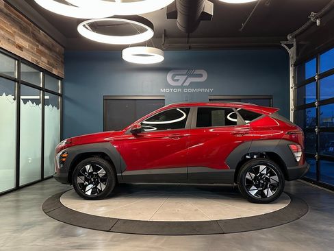 Used 2024 Hyundai Kona SEL image 6