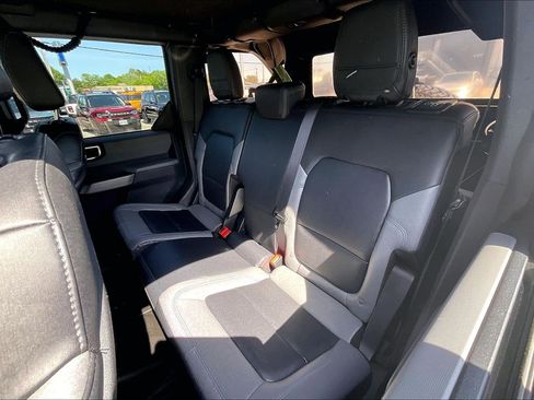 Used 2023 Ford Bronco Black Diamond w/ Sasquatch Package AWD/4WD image 26