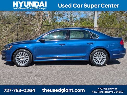Used 2016 Volkswagen Passat 1.8T SE image 2