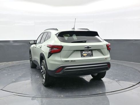 Used 2024 Chevrolet Trax RS w/ Driver Confidence Package FWD image 5
