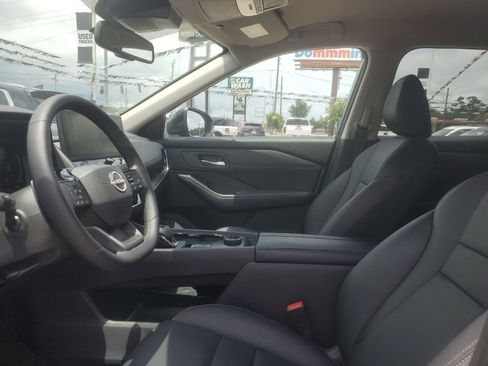 Used 2026 Nissan Rogue SL AWD/4WD image 8