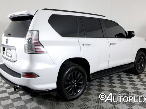 Used 2023 Lexus GX 460 Premium w/ Premium Package AWD/4WD image 4