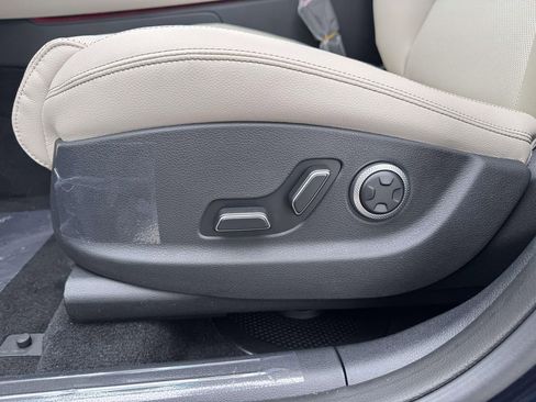 New 2026 Genesis GV70 2.5T image 26