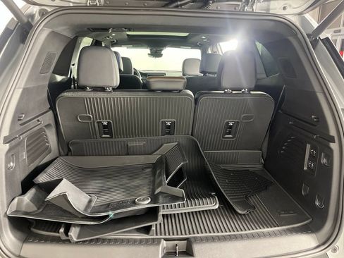 Certified 2026 GMC Acadia Denali Ultimate w/ LPO, Floor Liner Package FWD image 10