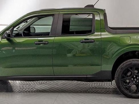Certified 2025 Ford Maverick XLT w/ XLT Luxury Package AWD/4WD image 5
