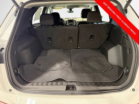 Used 2022 Chevrolet Equinox LT image 25