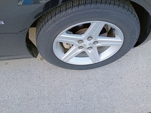 Used 2011 Chevrolet Camaro LT image 17