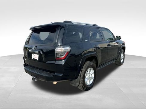 Used 2022 Toyota 4Runner SR5 Premium w/ Moonroof Package AWD/4WD image 6