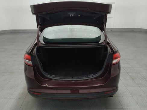 Used 2018 Ford Fusion SE w/ Fusion SE Technology Package FWD image 29