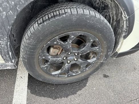 Used 2023 Subaru Crosstrek 2.0i Premium w/ Special Edition image 11