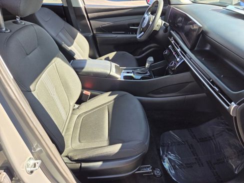 Used 2025 Hyundai Tucson SEL FWD image 15
