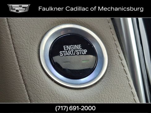 Used 2018 Cadillac Escalade Luxury AWD/4WD image 29